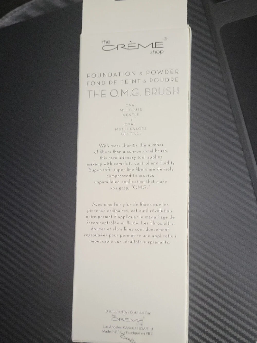 The Crème Shop O.M.G.‎ Foundation & Powder Brush